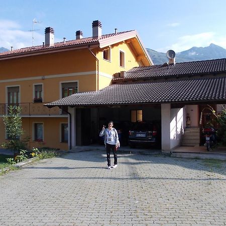 Casa Relax Apartment Fenis Exterior photo